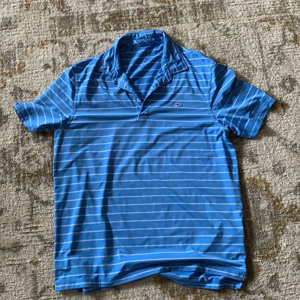 Vineyard Vines T